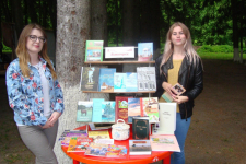 Книжная выставка от Ясногорской центральной библиотеки им. В. В. Вересаева